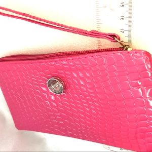 Clutch purse wristlet with Handmade 20mmSnap